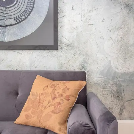 Liiiving In - Flores Design Experience Apartament *