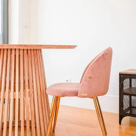 Liiiving In - Flores Design Experience * Porto