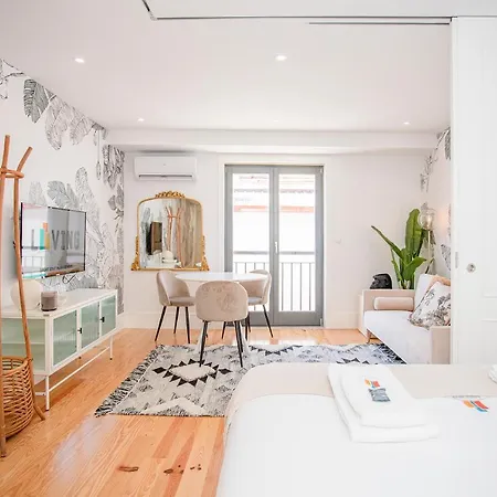 Liiiving In - Flores Design Experience Apartment Porto