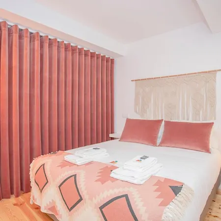 Apartment Liiiving In - Flores Design Experience