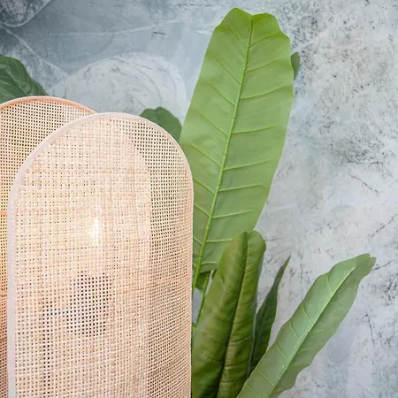 Apartment Liiiving In - Flores Design Experience