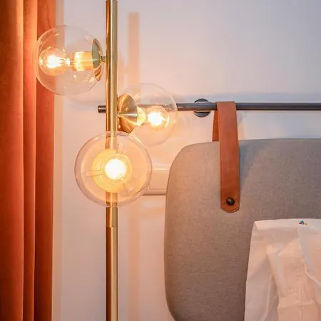Apartment Liiiving In - Flores Design Experience
